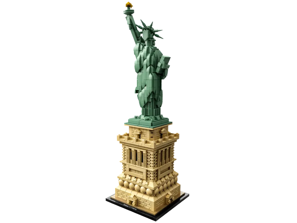LEGO® Statue of Liberty - Image 4