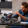 LEGO® BMW M 1000 RR - Image 3