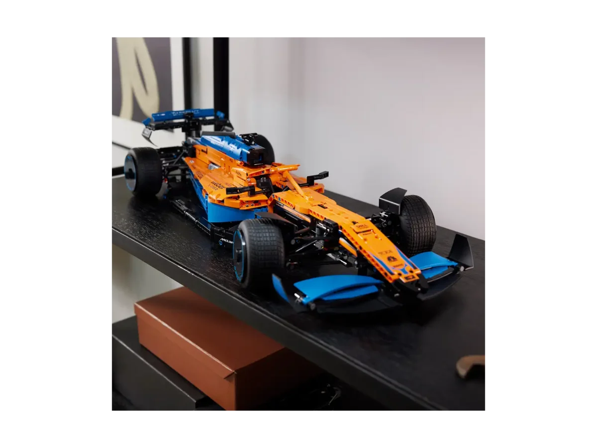McLaren Formula 1™ Race Car - Image 4