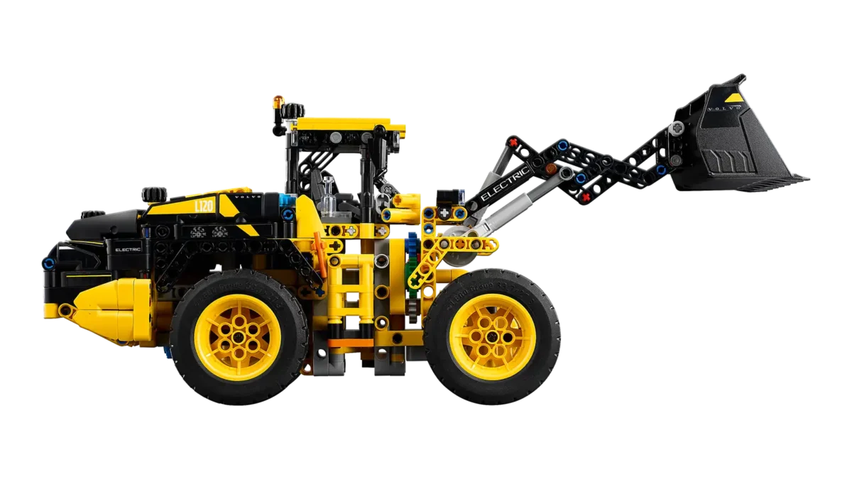 LEGO® Technic Volvo L120 Electric Wheel Loader - Image 6