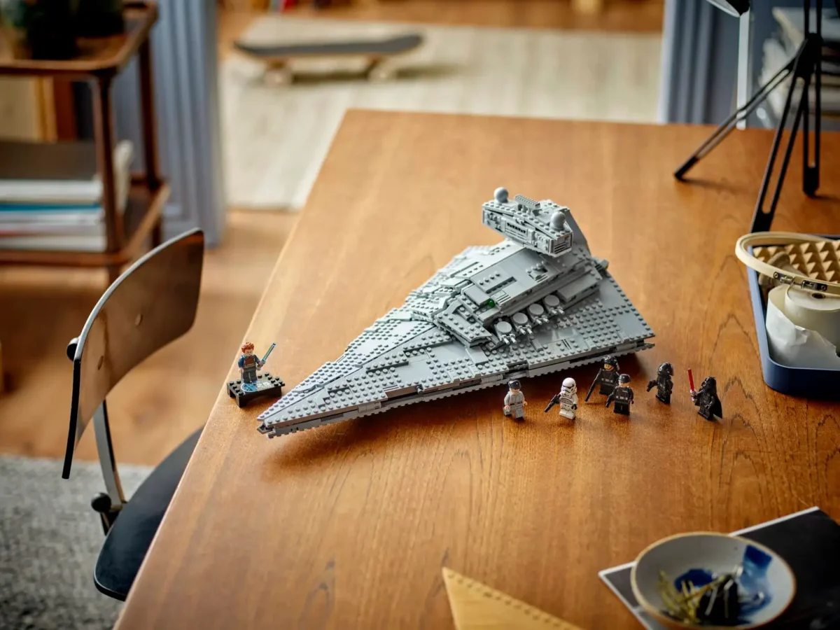 LEGO® Star Wars™ Imperial Star Destroyer™ - Image 6